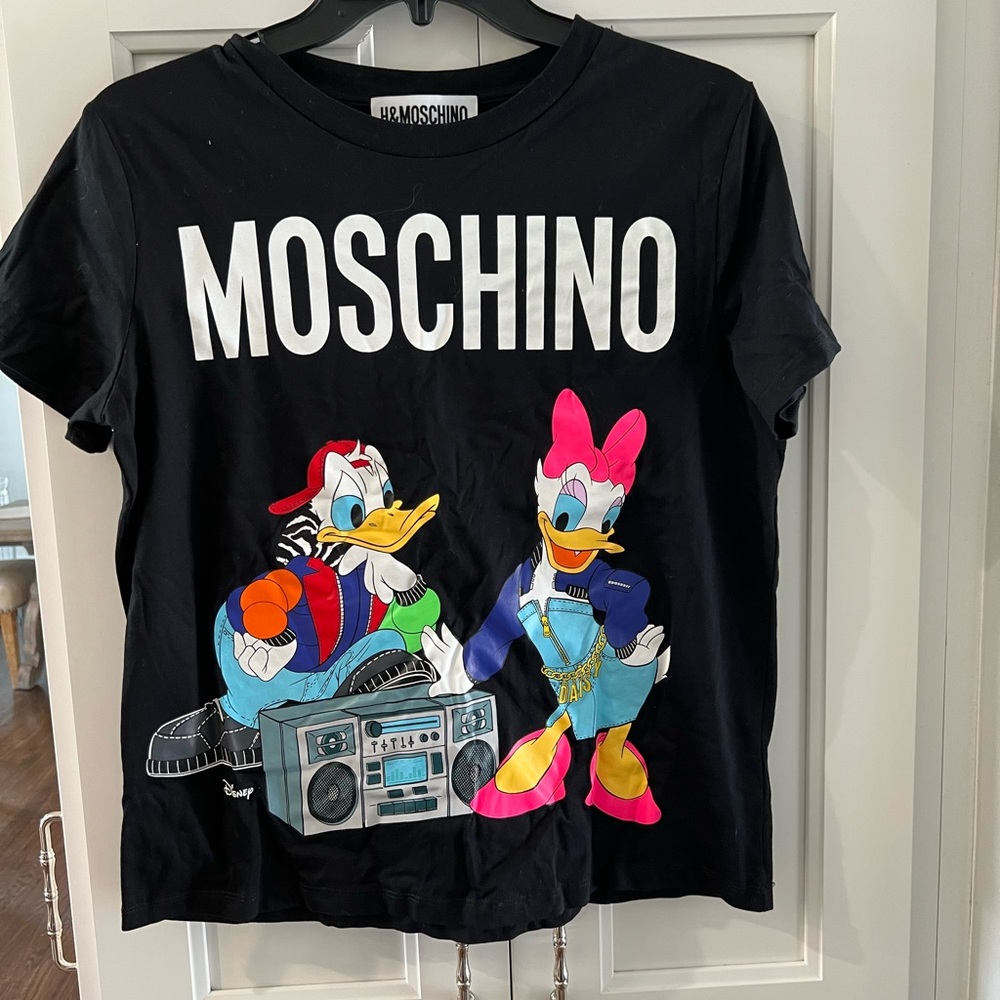H&Moschino tee with Donald n Daisy